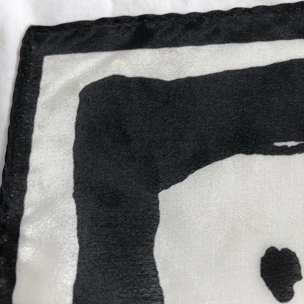 Vera Neumann scarf - Picture 8 of 11
